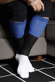 EESTI men's cotton knee-highs in the colours of the Estonian flag