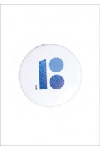 Steel button badge with a picture of the sea